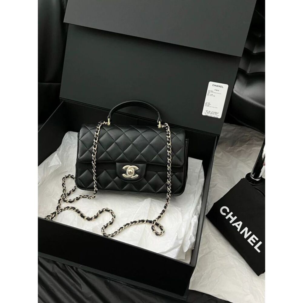 Chanel Women Pre-Loved Bag Very Good Condition